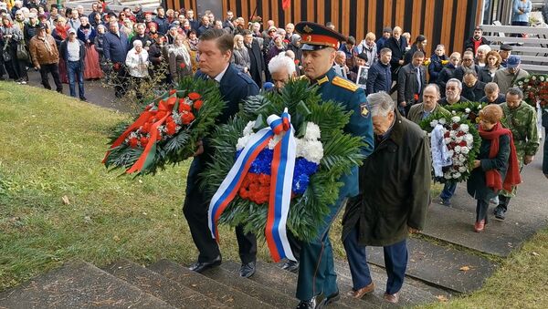 Как в России и Латвии отметили 75-летие освобождения Риги - Sputnik Литва