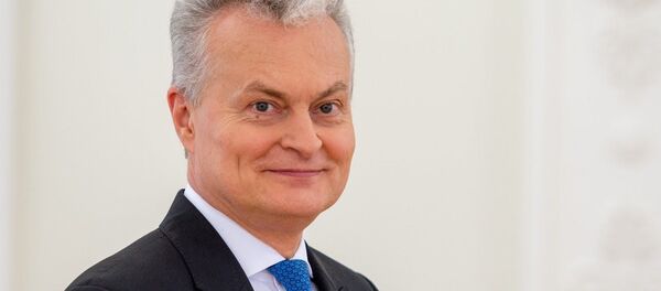 Видео о первых 100 днях президента Литвы  - Sputnik Литва