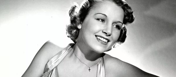 Актриса Джули Гибсон, архивное фото Актриса Джули Гибсон, архивное фото - Sputnik Lietuva