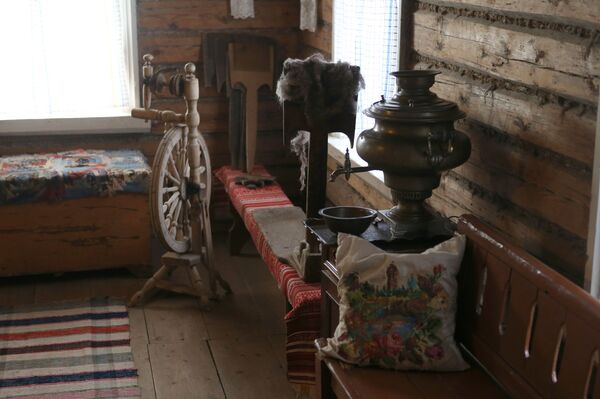 Харитины – первые холстины: какой праздник отмечают 18 октября Харитины – первые холстины: какой праздник отмечают 18 октября - Sputnik Литва