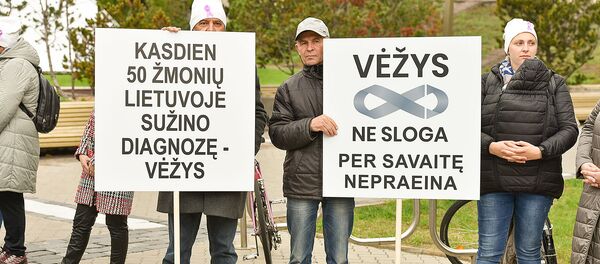Акция в поддержку онкологических больных в Вильнюсе - Sputnik Литва