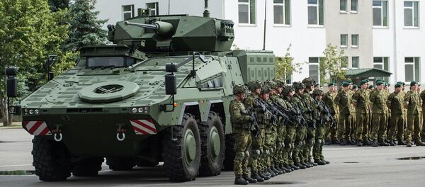 Бронетанковые войска литовской армии, архивное фото Бронетанковые войска литовской армии, архивное фото - Sputnik Литва