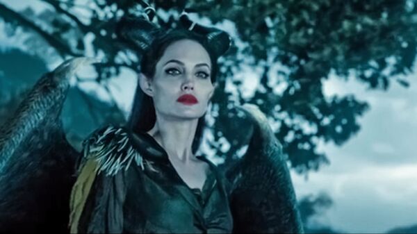 На повелительницу зла не тянет: за что критикуют фильм Малефисента 2 - Sputnik Литва