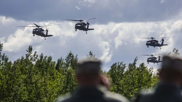 Вертолеты США UH-60M Black Hawk, архивное фото - Sputnik Литва