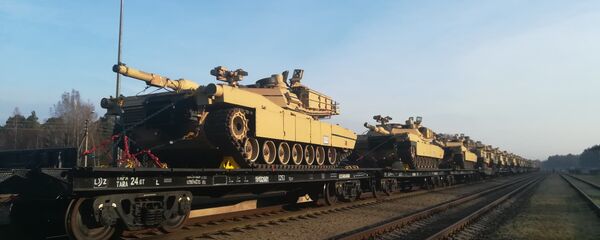 Американская военная техника прибывает в Литву на вокзал в Пабраде - Sputnik Литва
