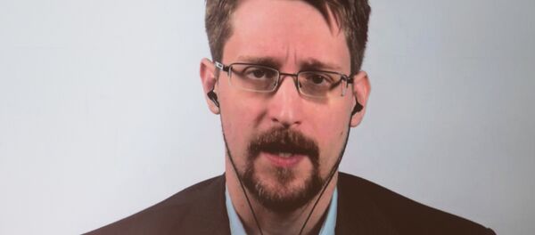 Edvardas Snoudenas Edvardas Snoudenas - Sputnik Lietuva