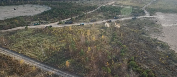 JAV bombonešiai B-52 bombarduoja taikinius Kazlų Rūdos poligone JAV bombonešiai B-52 bombarduoja taikinius Kazlų Rūdos poligone - Sputnik Lietuva