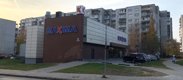 Магазин Максима  в спальном районе Вильнюса, архивное фото - Sputnik Литва