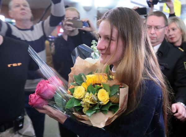 Мария Бутина: в тюрьме меня называли Раша Мария Бутина: в тюрьме меня называли Раша - Sputnik Литва