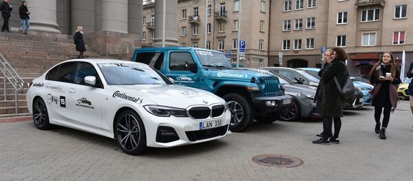 Акция “Автоклуба Литовских журналистов” в Вильнюсе Акция “Автоклуба Литовских журналистов” в Вильнюсе - Sputnik Lietuva