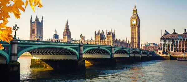 Биг Бен и Вестминстерский дворец, Лондон, архивное фото - Sputnik Литва