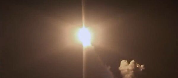 На видео показали запуск ракеты Булава подлодкой Князь Владимир На видео показали запуск ракеты Булава подлодкой Князь Владимир - Sputnik Lietuva