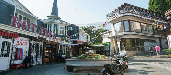 Площадь в Гурзуфе Площадь в Гурзуфе - Sputnik Lietuva