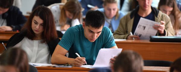 Студенты на лекции Студенты на лекции - Sputnik Lietuva