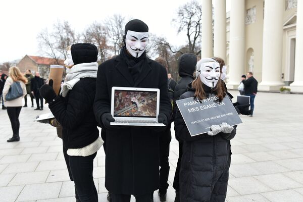 Куб правды: в Литве провели акцию против жестокого обращения с животными - Sputnik Литва
