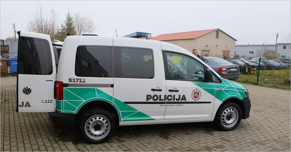 Policijos automobilių parkas pasipildė dar 128 naujais automobiliais Policijos automobilių parkas pasipildė dar 128 naujais automobiliais - Sputnik Lietuva