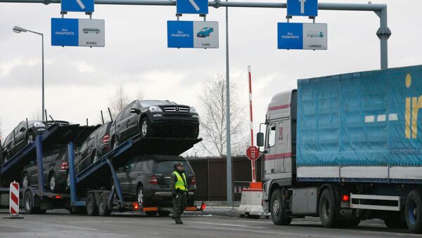 Sunkvežimių eilės Lenkijos muitinėje - Sputnik Lietuva