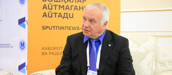 Эксперт Александр Рар на Валдайском форуме в Самарканде Эксперт Александр Рар на Валдайском форуме в Самарканде - Sputnik Lietuva