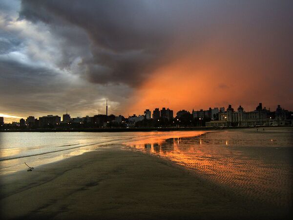 Закат на пляже в Уругвае  - Sputnik Литва