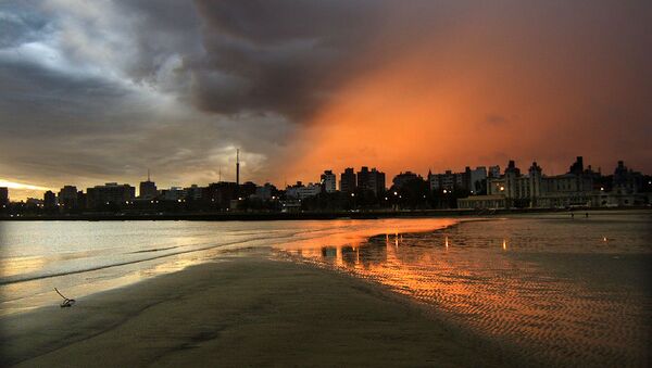 Закат на пляже в Уругвае  - Sputnik Lietuva