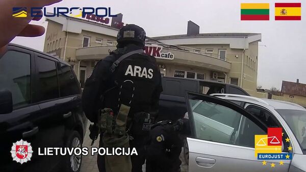 Policija demaskavo tarptautinio prostitucijos verslo organizatorius Policija demaskavo tarptautinio prostitucijos verslo organizatorius - Sputnik Lietuva
