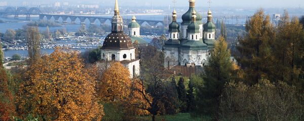 Выдубицкий монастырь в Киеве, архивное фото - Sputnik Литва