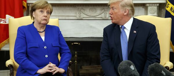 JAV prezidentas Donaldas Trampas ir Vokietijos kanclerė Angela Merkel - Sputnik Lietuva