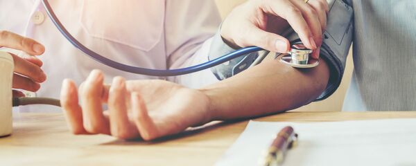 Измерение давления, архивное фото - Sputnik Литва