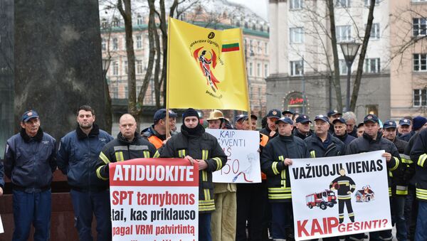 Митинг пожарных и служб спасения в Вильнюсе - Sputnik Lietuva