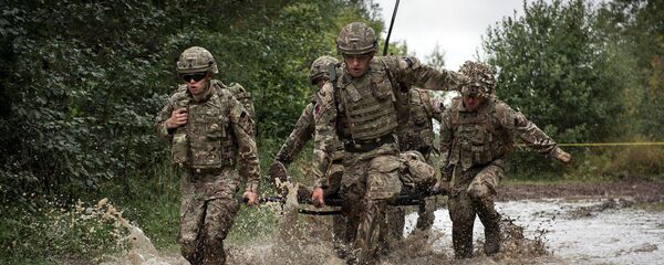 Солдаты НАТО во время учений - Sputnik Литва
