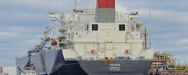 Американский танкер с сжиженным природным газом Patris в СПГ-терминале Свиноуйсьце в Польше, 20 ноября 2019 - Sputnik Литва