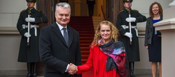 Президент Литовской Республики Гитанас Науседа встретился с генерал-губернатором Канады Жюли Пейетт, 25 ноября 2019 года - Sputnik Литва