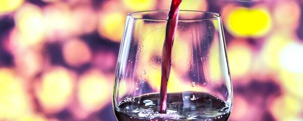 Напиток в бокале - Sputnik Литва