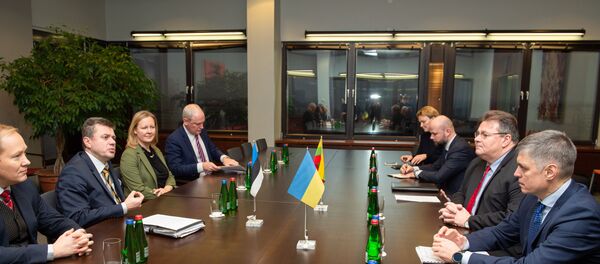 Встреча министров иностранных дел Эстонии, Литвы и Швеции в Таллине, 26 ноября 2019 - Sputnik Литва