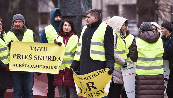 Акция протеста учителей в Вильнюсе - Sputnik Литва
