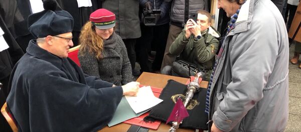 Диплом за спасибо: в Вильнюсе педагоги выступили против проекта бюджета - Sputnik Литва