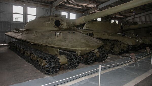 Опытный тяжёлый танк в музее бронетанковой техники в Кубинке, архивное фото - Sputnik Lietuva