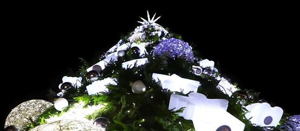 Зажжение елки в Шяуляе  - Sputnik Литва