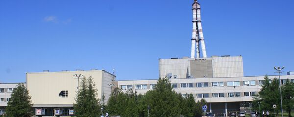 Первый блок и главный вход ИАЭС Первый блок и главный вход ИАЭС - Sputnik Литва