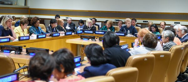 Конференция ООН по проблемам женского насилия при участии Дали Грибаускайте Конференция ООН по проблемам женского насилия при участии Дали Грибаускайте - Sputnik Lietuva