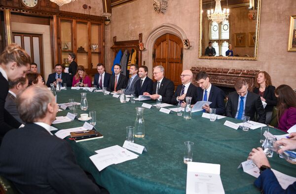 Науседа позвал британский бизнес расширить присутствие в Литве Науседа позвал британский бизнес расширить присутствие в Литве - Sputnik Литва