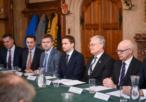 Nausėda pakvietė Londono finansų bendroves plėsti verslą Lietuvoje Nausėda pakvietė Londono finansų bendroves plėsti verslą Lietuvoje - Sputnik Lietuva