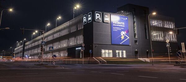 Vilniaus oro uoste atidaryta nauja stovėjimo aikštelė Vilniaus oro uoste atidaryta nauja stovėjimo aikštelė - Sputnik Lietuva