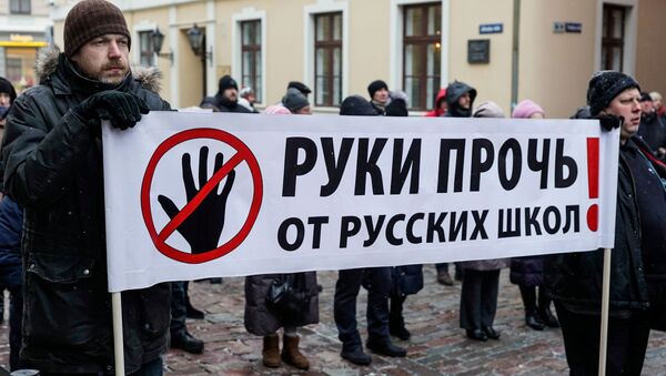 Mitingas Rygoje prieš švietimo reformą - Sputnik Lietuva