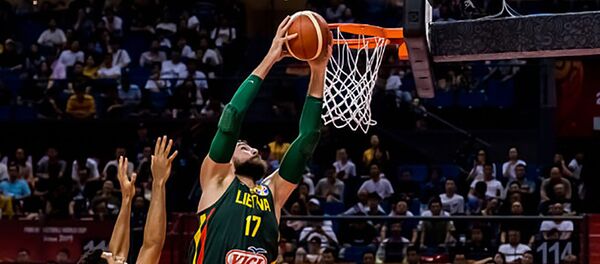 Играет сборная Литвы по баскетболу, архивное фото Играет сборная Литвы по баскетболу, архивное фото - Sputnik Литва