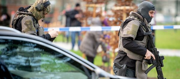 Policija šalia ligoninės, kur vyko šaudymas Astravoje, Čekijoje Policija šalia ligoninės, kur vyko šaudymas Astravoje, Čekijoje - Sputnik Lietuva