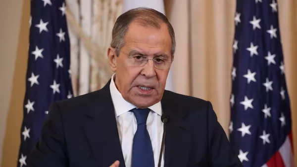 Министр иностранных дел России Сергей Лавров выступает на совместной пресс-конференции с государственным секретарем США Майком Помпео в Государственном департаменте США в Вашингтоне, 10 декабря 2019 года - Sputnik Lietuva