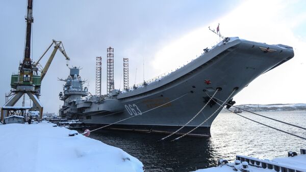 Тяжелый авианесущий крейсер Адмирал Флота Советского Союза Кузнецов, архивное фото - Sputnik Литва