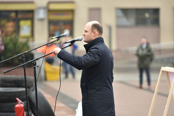 Акция протеста против принятия бюджета 2020 в Вильнюсе - Sputnik Литва