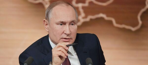 Ежегодная большая пресс-конференция президента РФ В. Путина, 19 декабря 2019 Ежегодная большая пресс-конференция президента РФ В. Путина, 19 декабря 2019 - Sputnik Литва